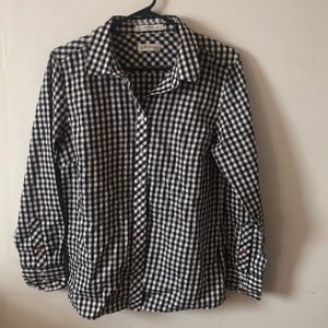 BUTTONED UP SHIRT